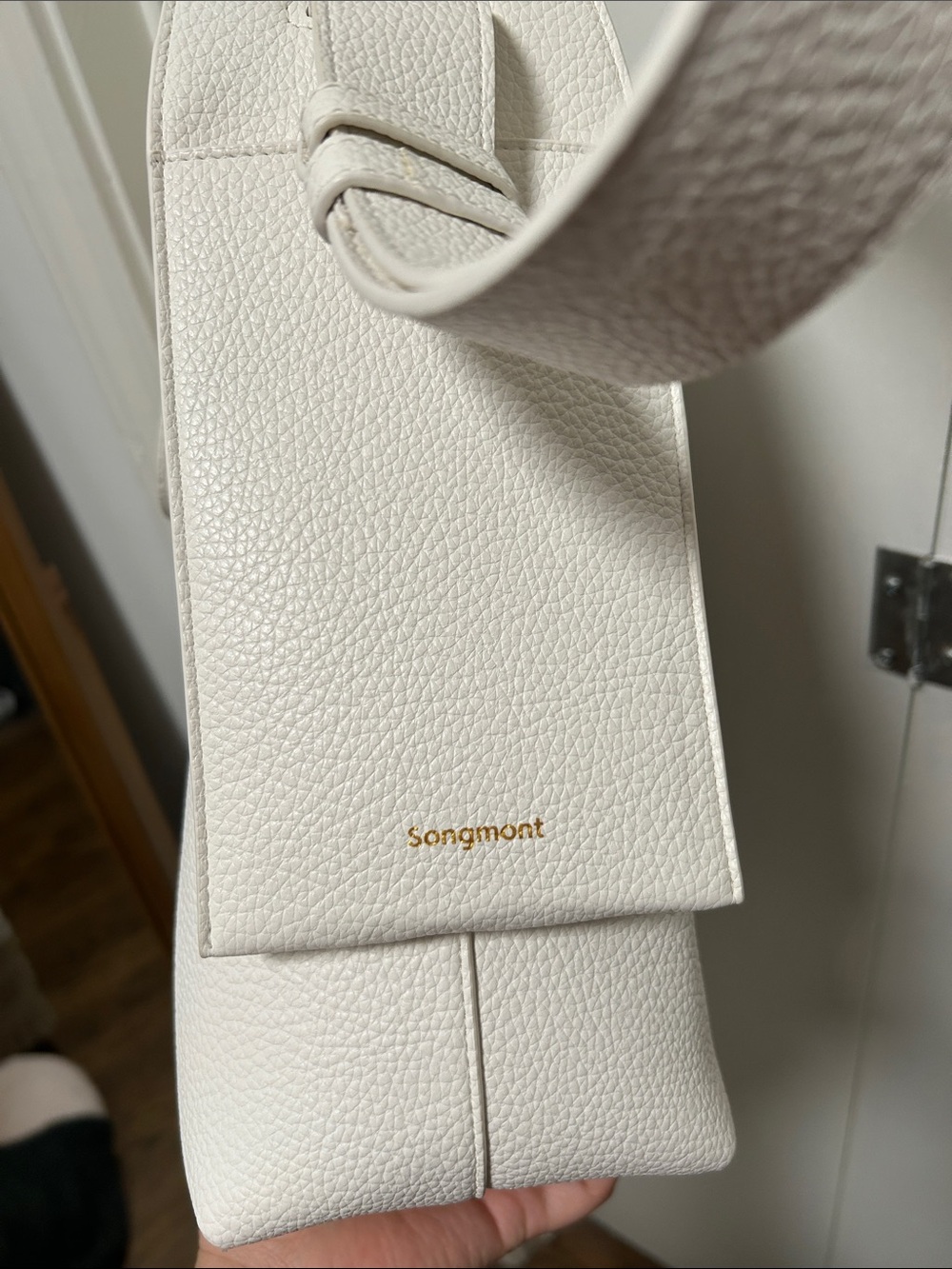 Songmont Medium Drippy Tote in Vegan Leather - Picture 4 of 12